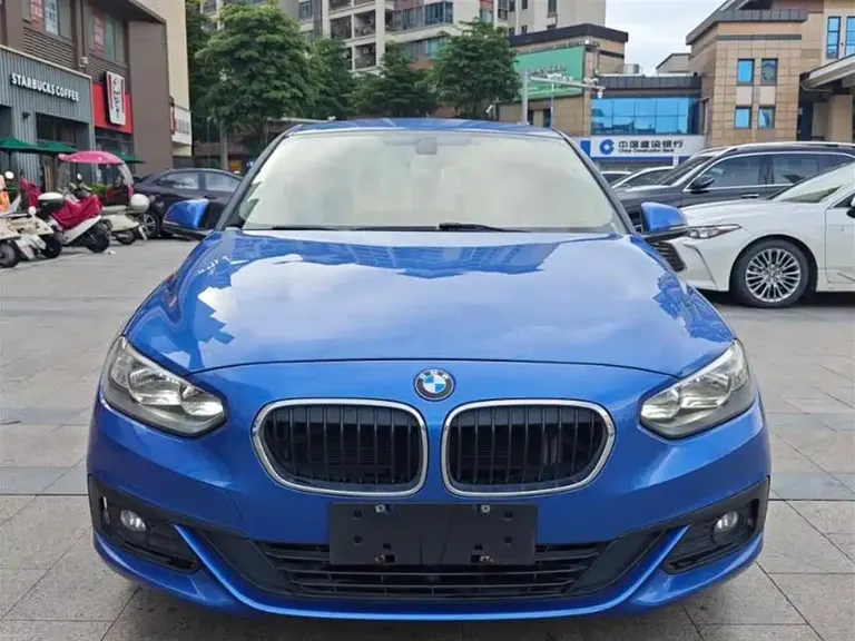BMW 1 Series 118 i Fashion