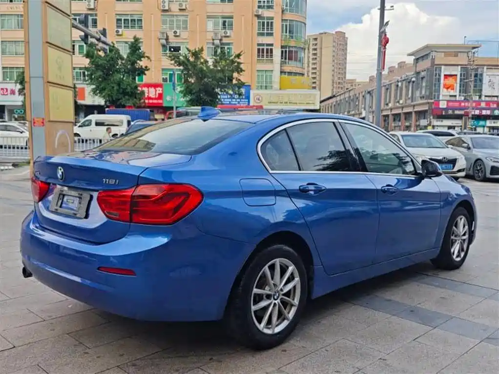 BMW 1 Series 118 i Fashion