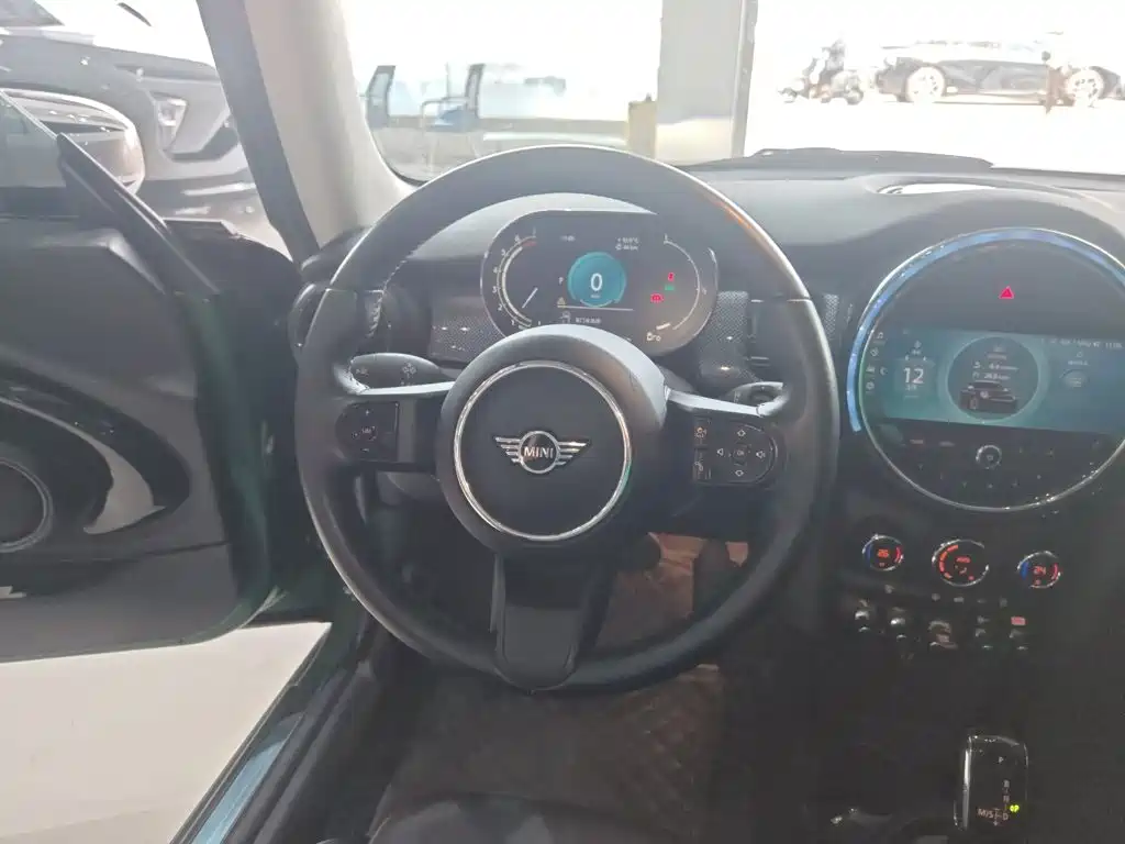 MINI 1.5 T COOPER Classic