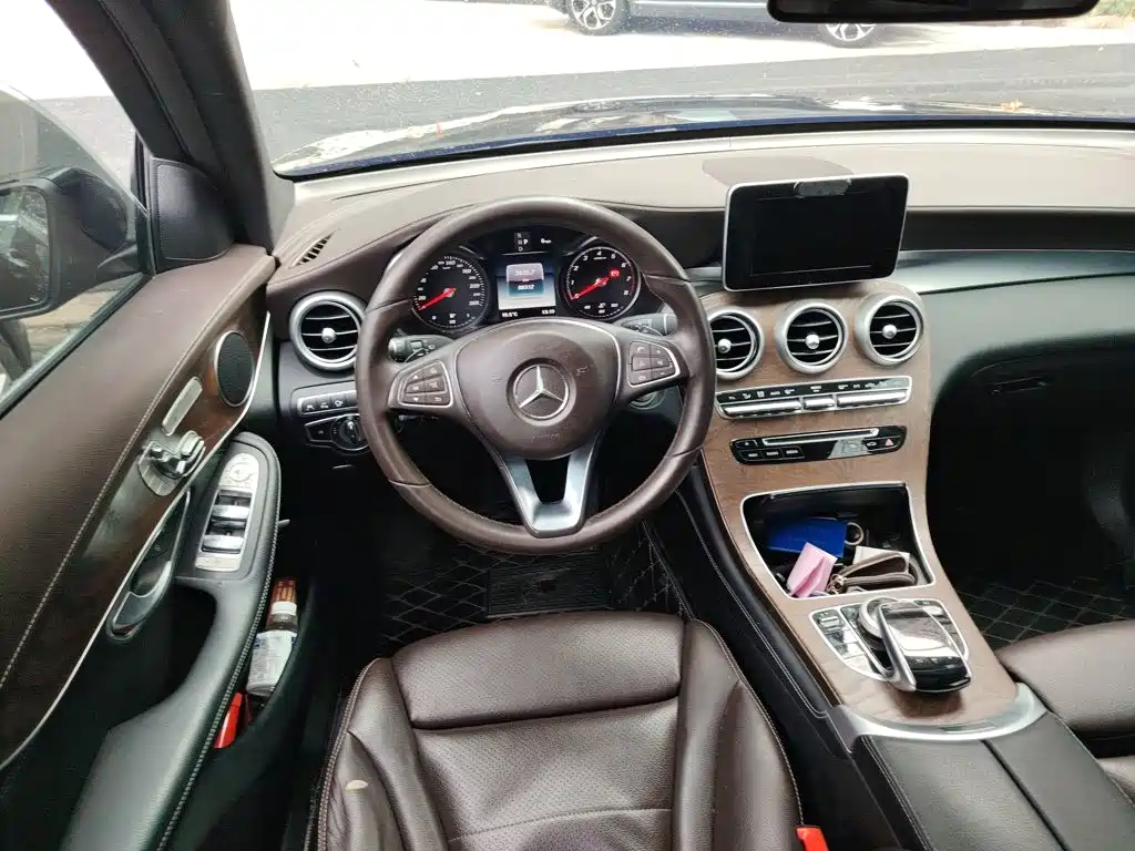 Mercedes-Benz GLC Facelift GLC 300 4 MATIC Dynamic