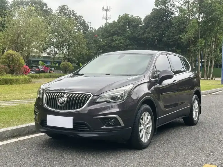 Buick Envision Plus 20 T 2 WD Leading