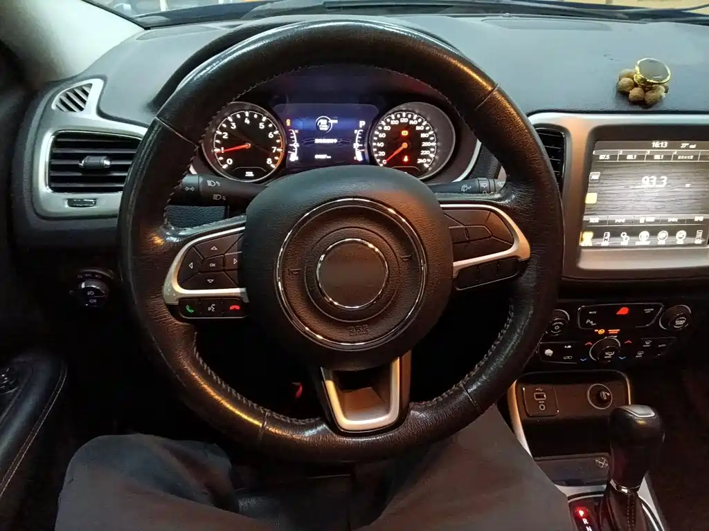 Compass 200 T Auto Home Enjoyment