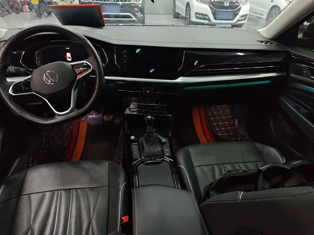 Passat 330 TSI Luxury