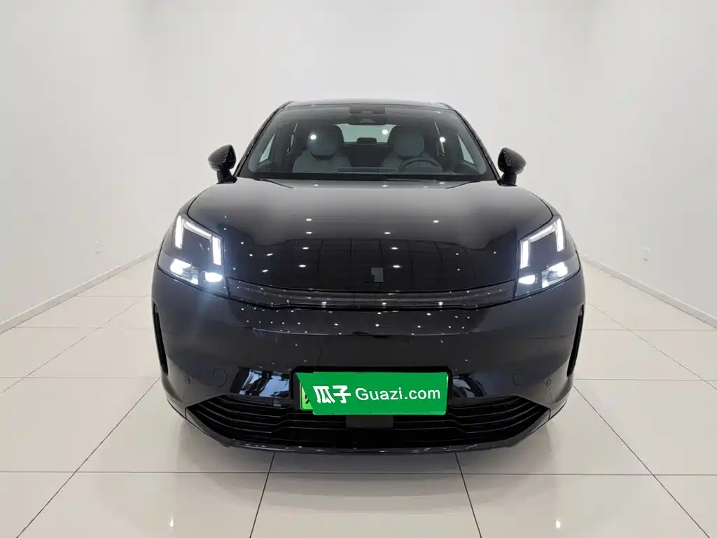 Lynk & Co 08 EM-P 120 km Long Range Pro