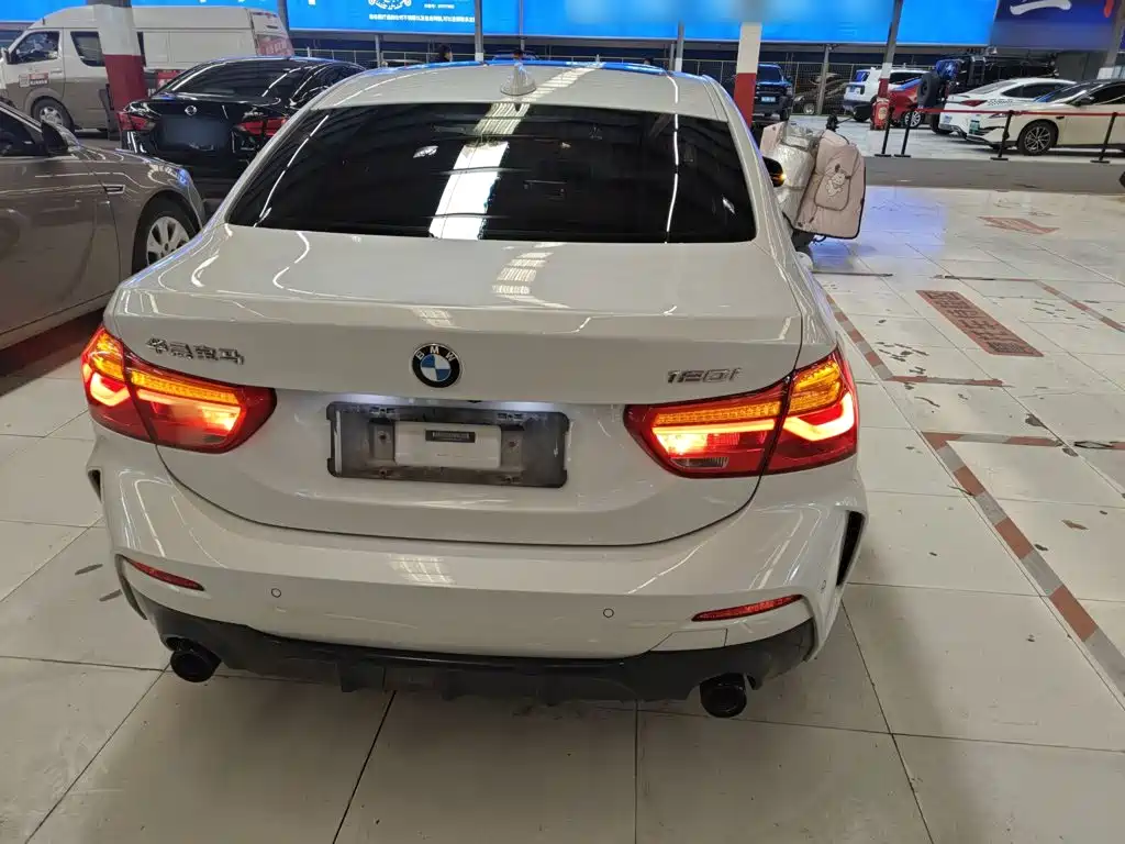 BMW 1 Series 120 i M Sport Night