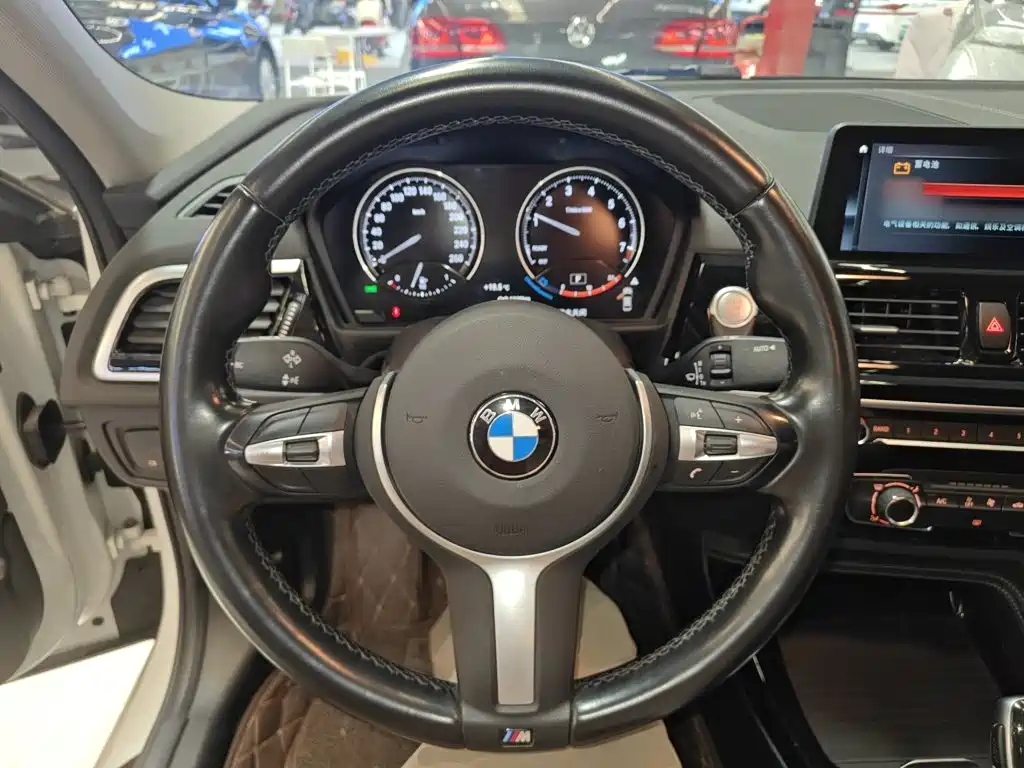 BMW 1 Series 120 i M Sport Night