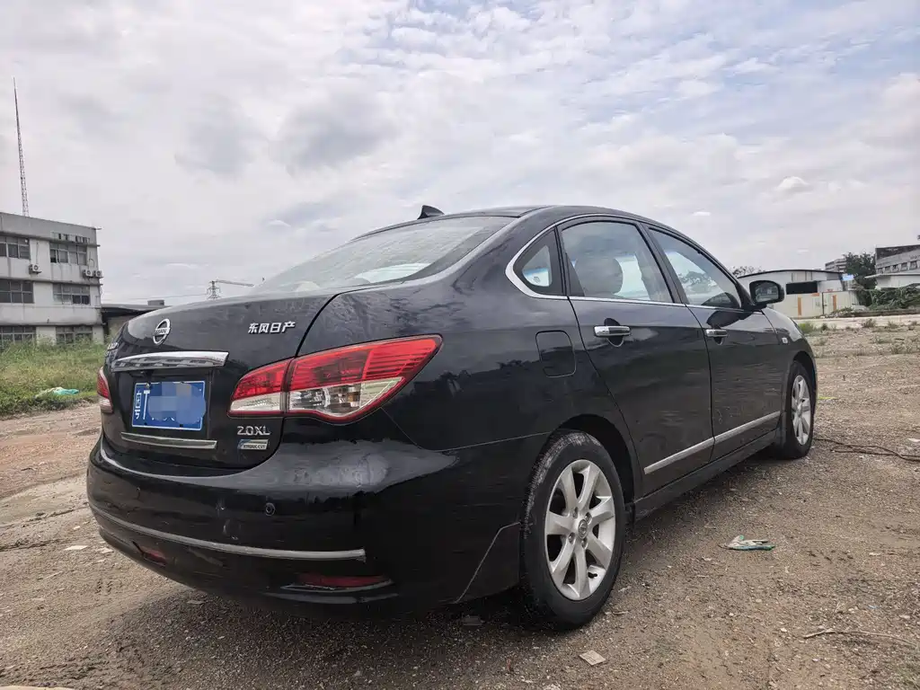 Sylphy 2.0 XL CVT Luxury