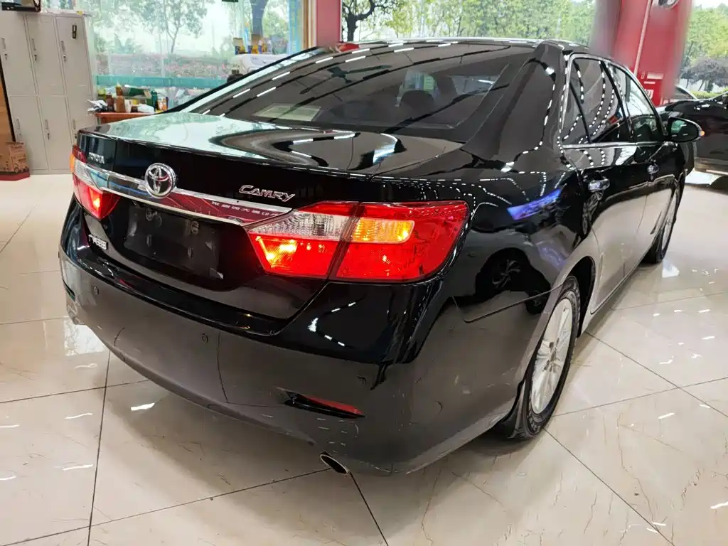 Camry 2.0 G Comfort