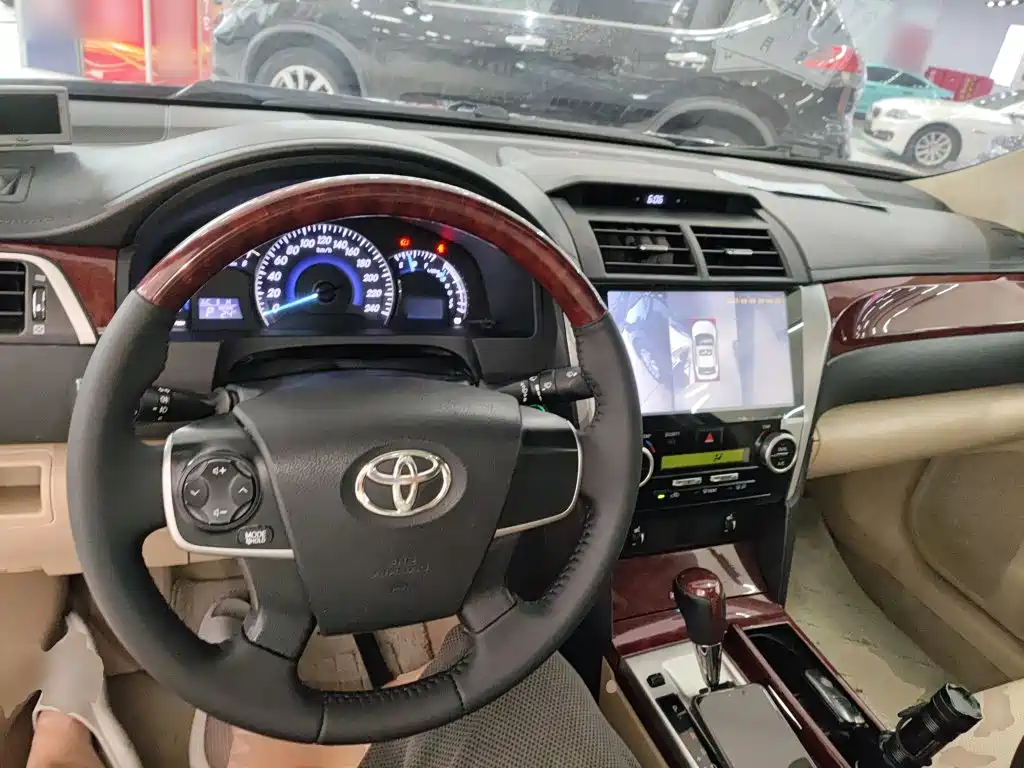 Camry 2.0 G Comfort