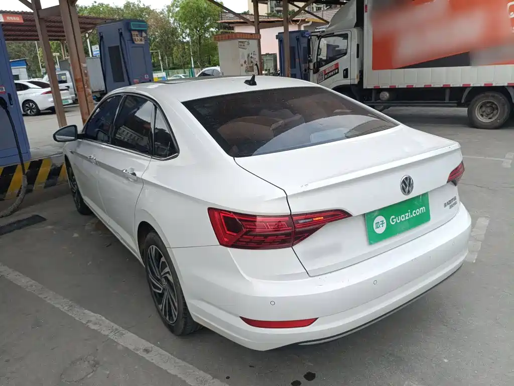 Sagitar 280 TSI DSG Transcend