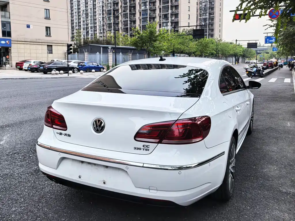 VW CC 1.8 TSI Luxury