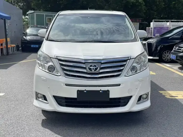 Toyota Alphard 3.5 L Luxury