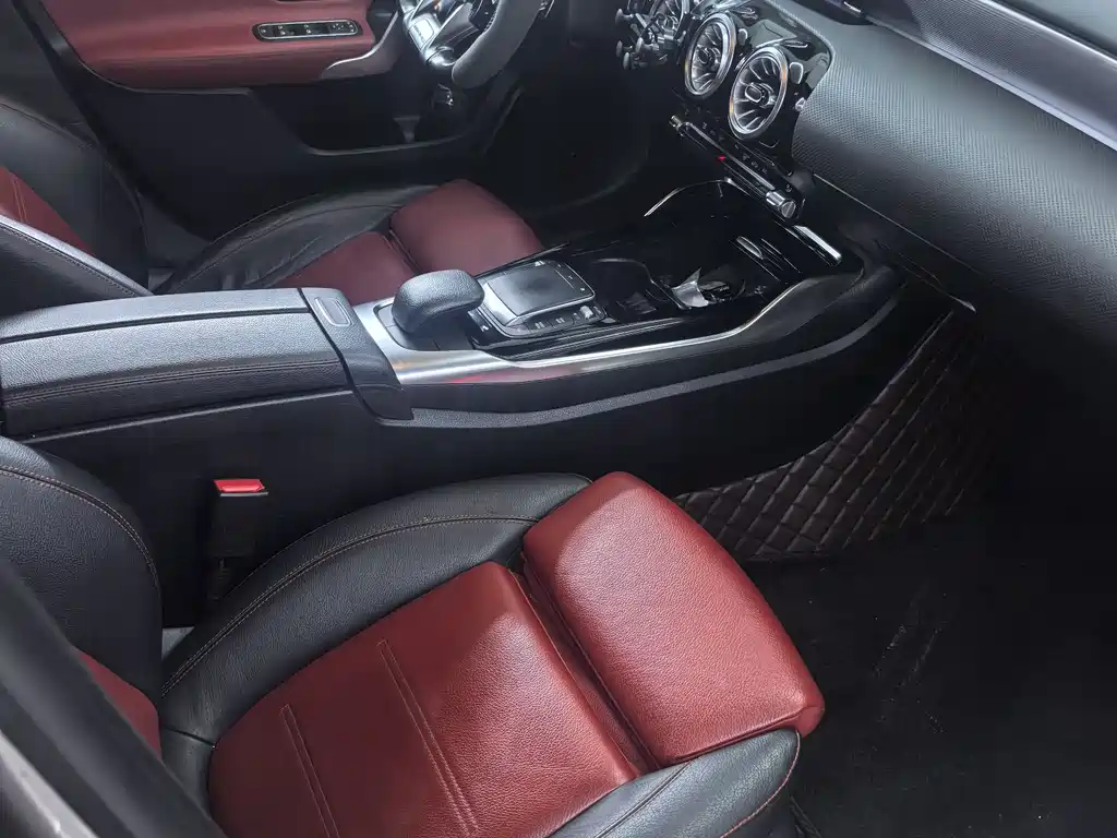 Mercedes-Benz A-Class AMG AMG A 35 L 4 MATIC