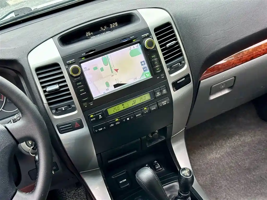 Prado 4.0 L Auto GX Luxury
