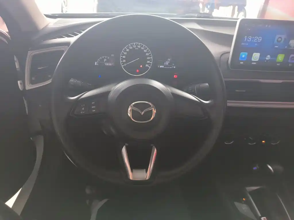 Mazda 3 Axela Sedan 1.5 L Auto Comfort CN-V