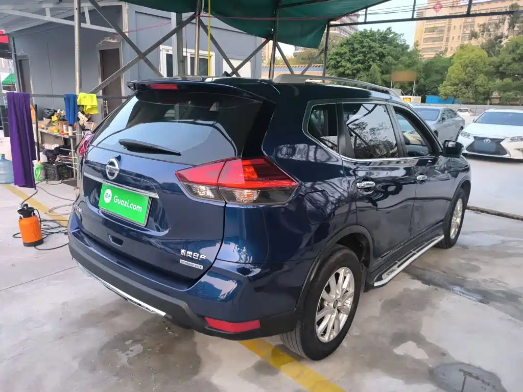 X-Trail 2.0 L CVT Comfort 2 WD
