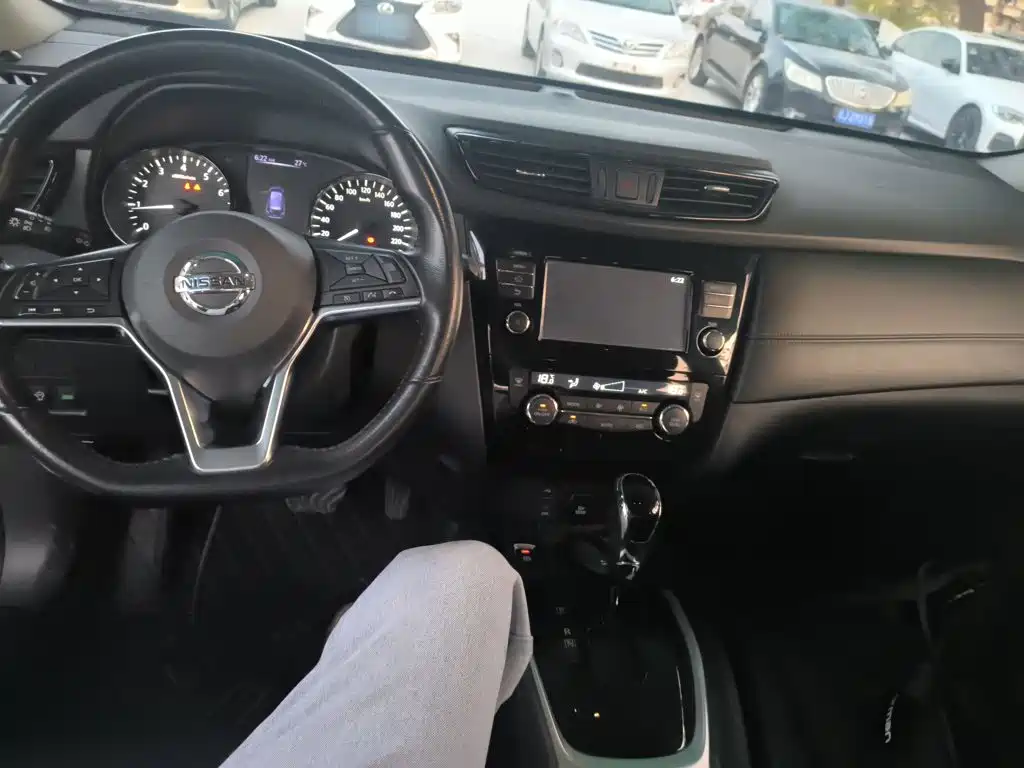 X-Trail 2.0 L CVT Comfort 2 WD