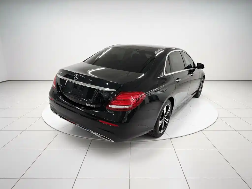 Mercedes-Benz E-Class Facelift E 260 L Sport