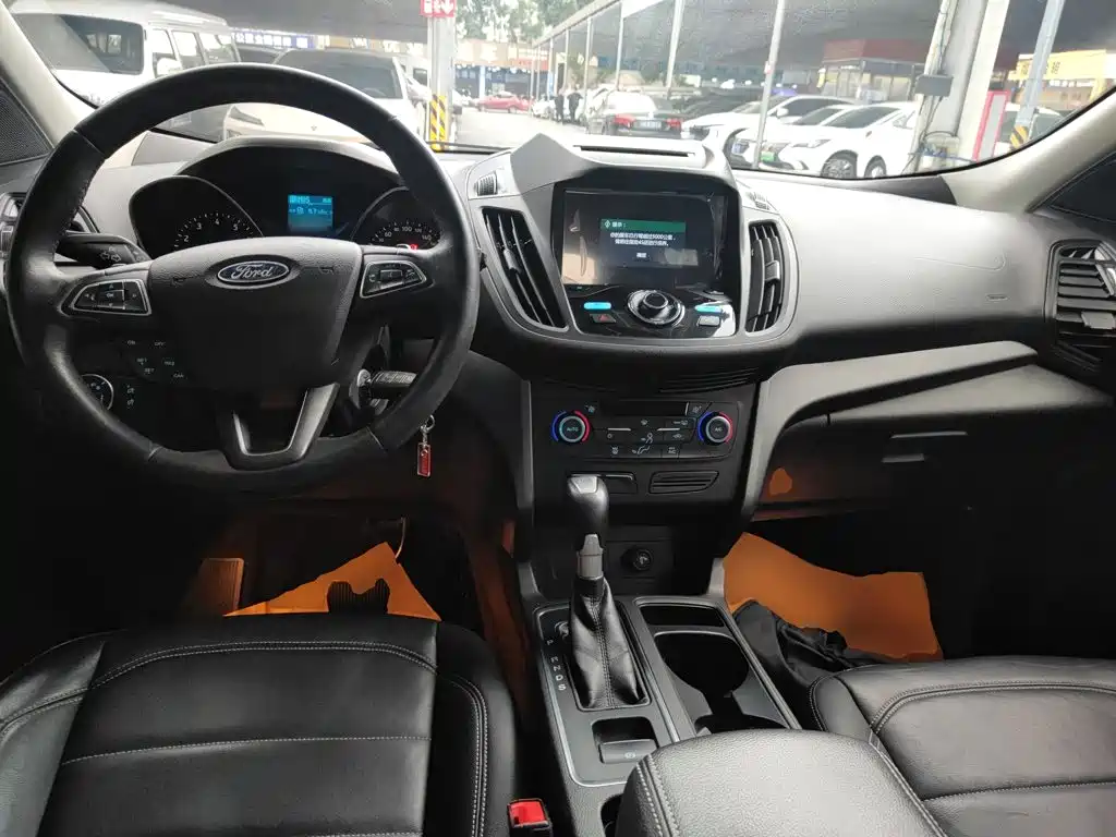 Kuga EcoBoost 180 2 WD