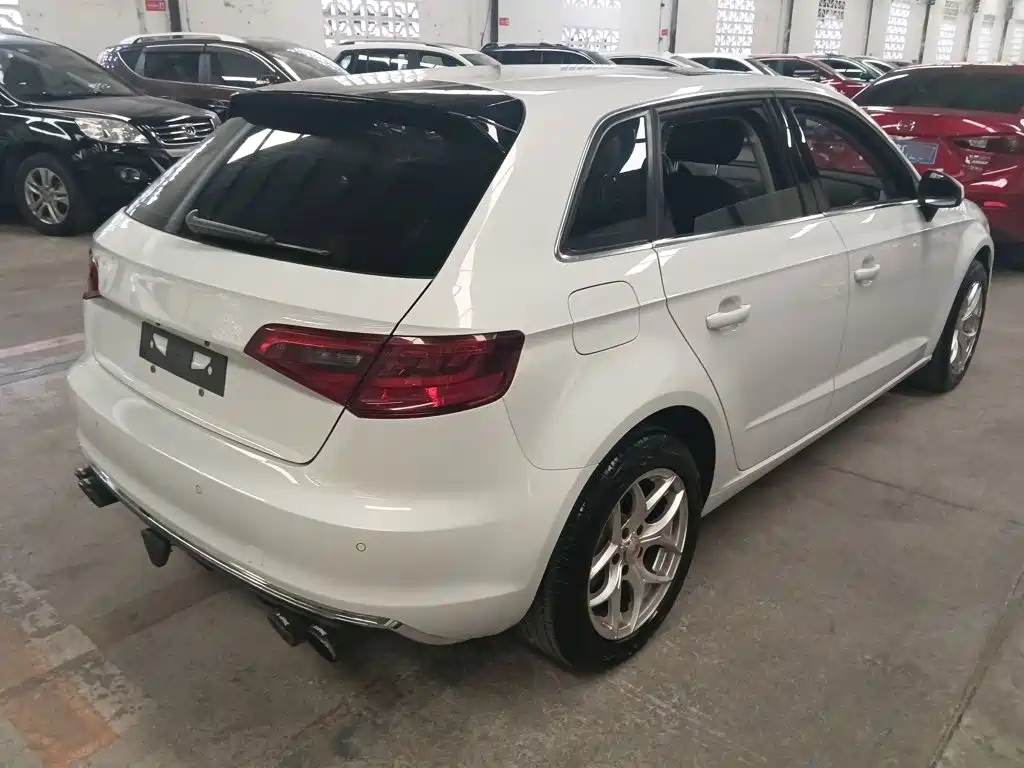 Audi A3 Sportback 35 TFSI Million Commemorative Smart Leading