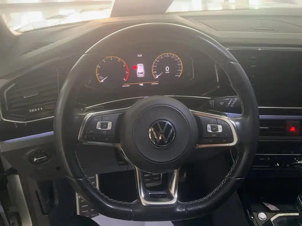 Tayron 380 TSI 4 WD R-Line Connected