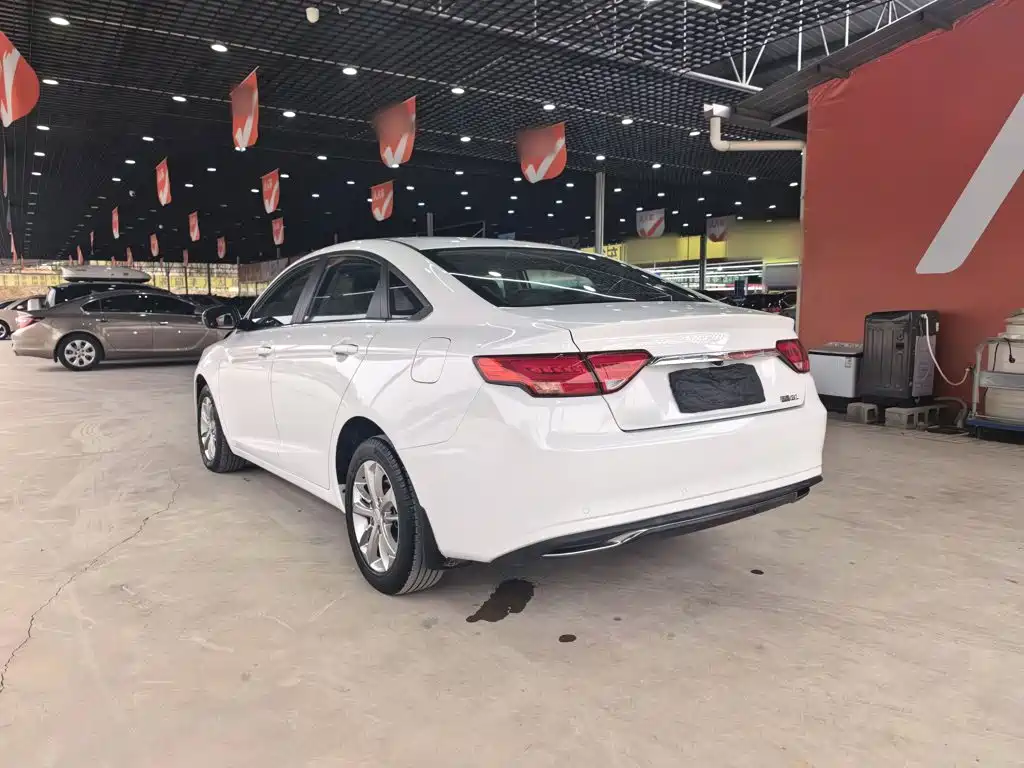 Emgrand GL 1.4 T CVT Luxury