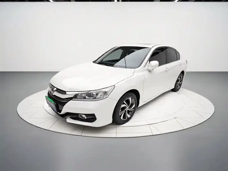 Honda Accord 2.0 L Luxury