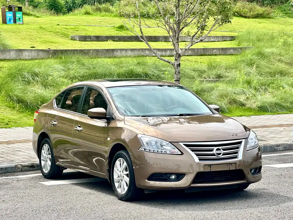 Sylphy 1.6 XV CVT Premium