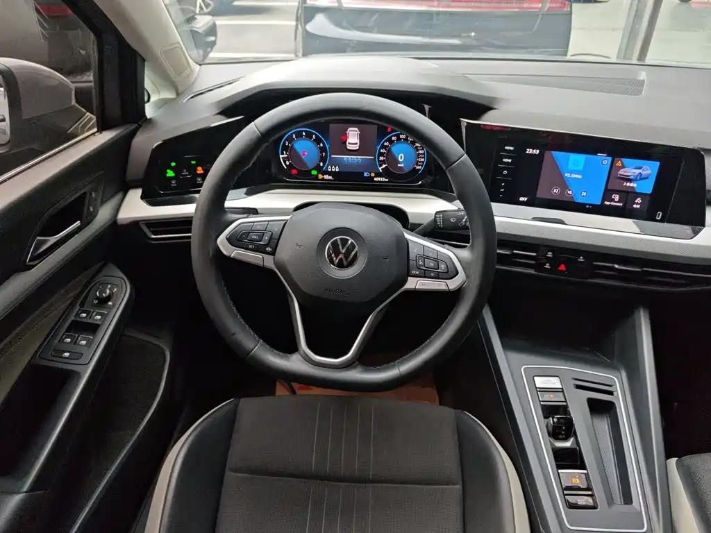 Golf 280 TSI DSG Pro First Edition