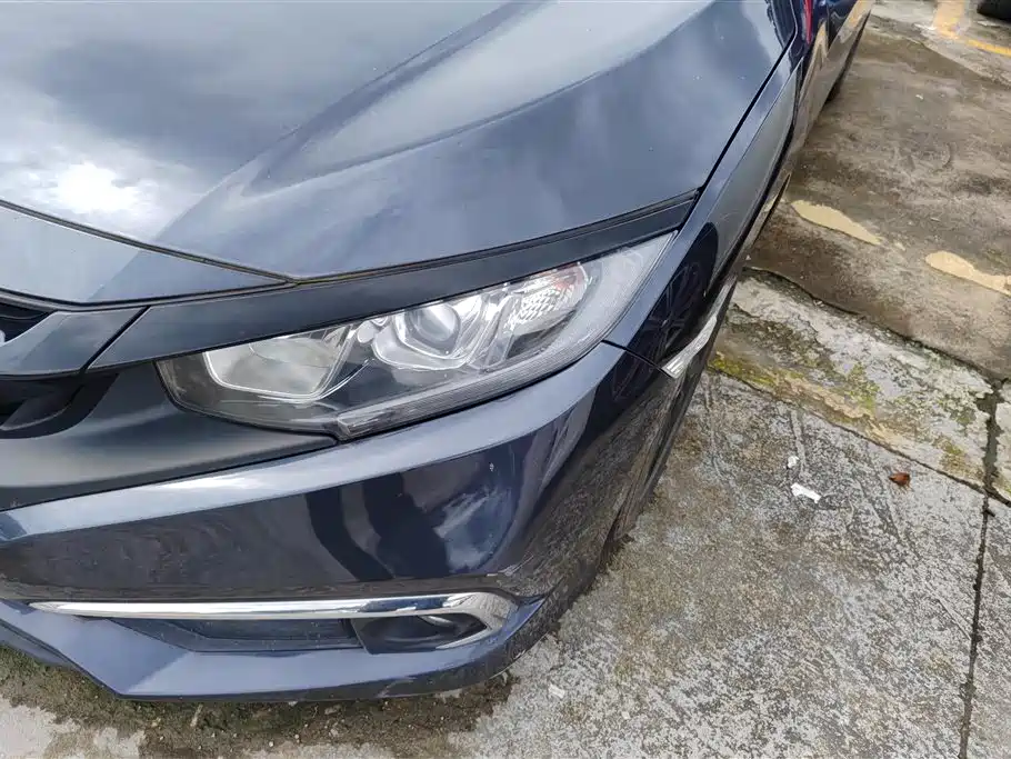 Civic 220 TURBO CVT Power Motion CN-V