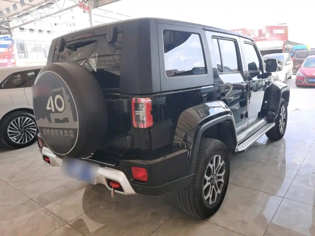 BAIC BJ40 2.0 T Auto 4 WD City Hunter Swordsman