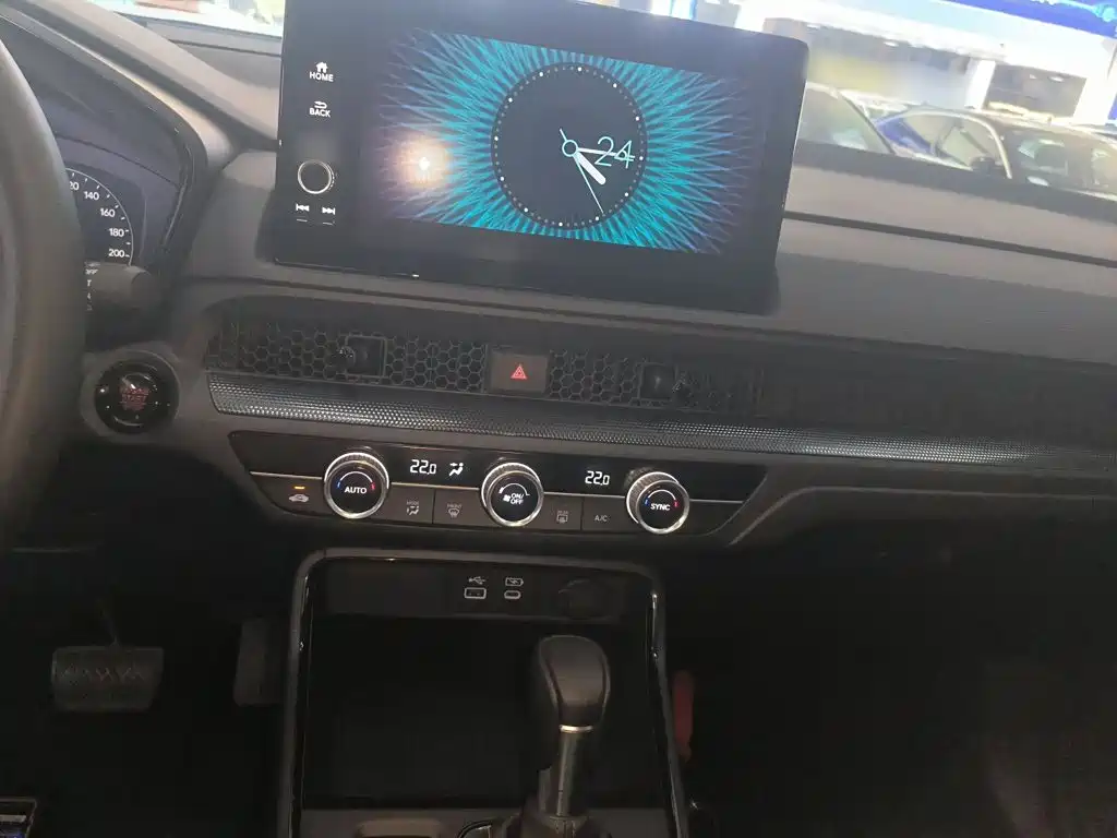 Breeze 240 TURBO 2 WD Luxury 5-seat