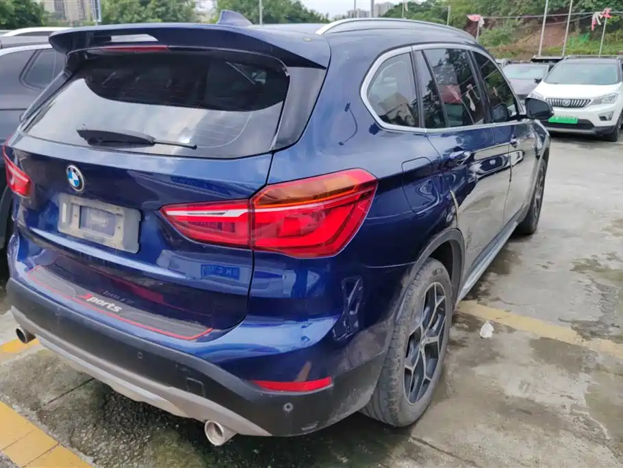 BMW X1 sDrive18 Li Premium