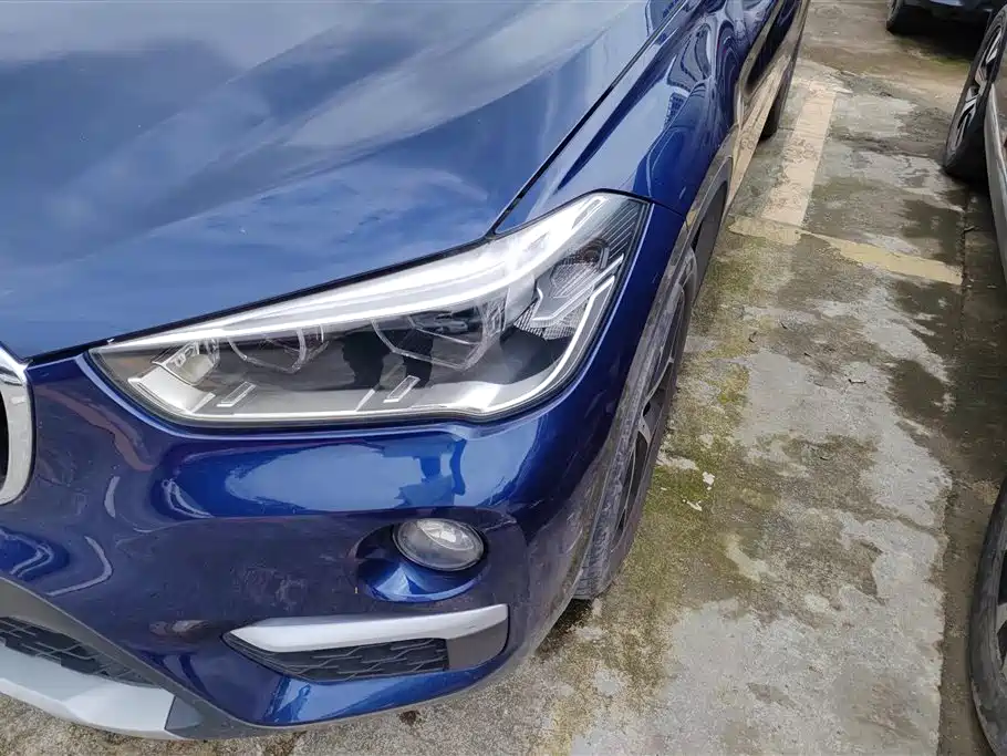 BMW X1 sDrive18 Li Premium