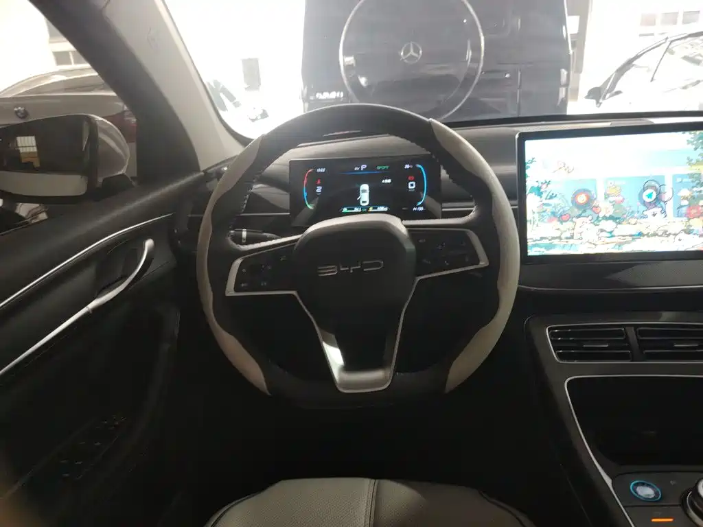 Destroyer 05 Glory DM-i 55 KM Luxury