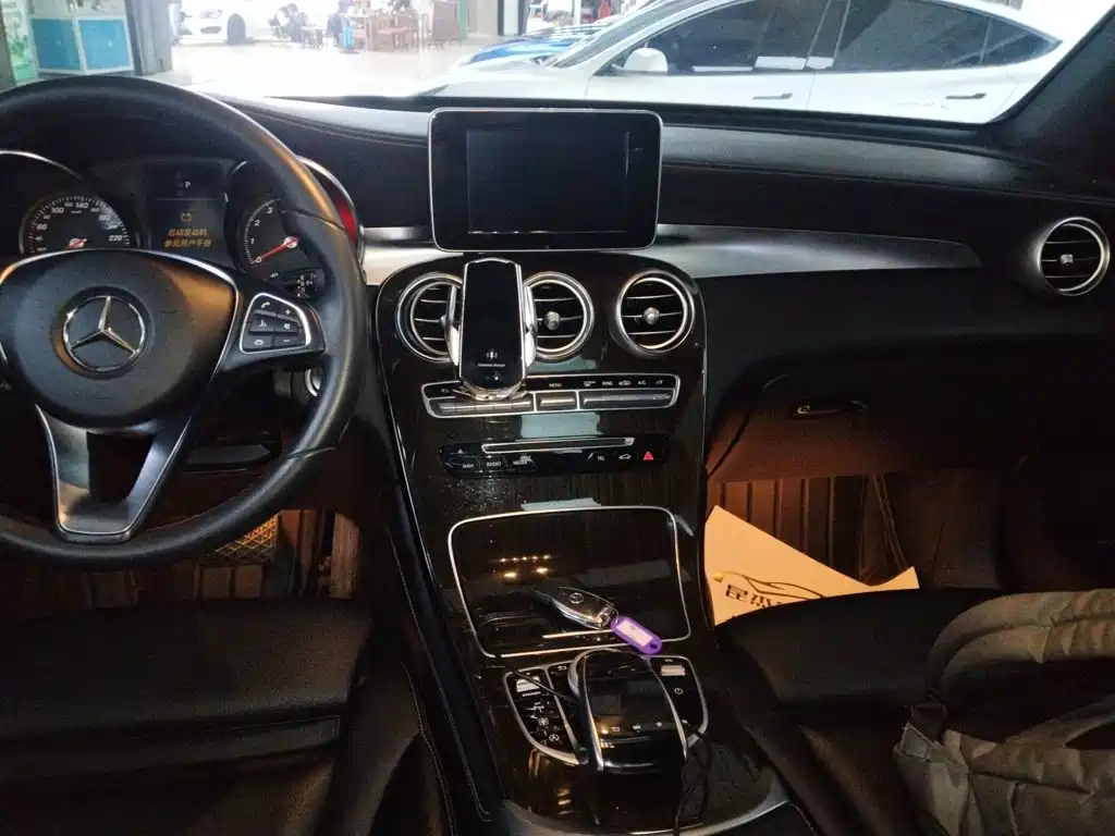 Mercedes-Benz GLC GLC 260 4 MATIC Luxury