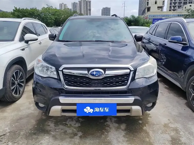 Subaru Forester 2.0 i Auto Luxury