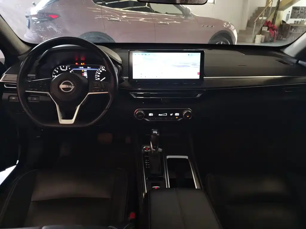 Teana 2.0 L XL-TLS Joy