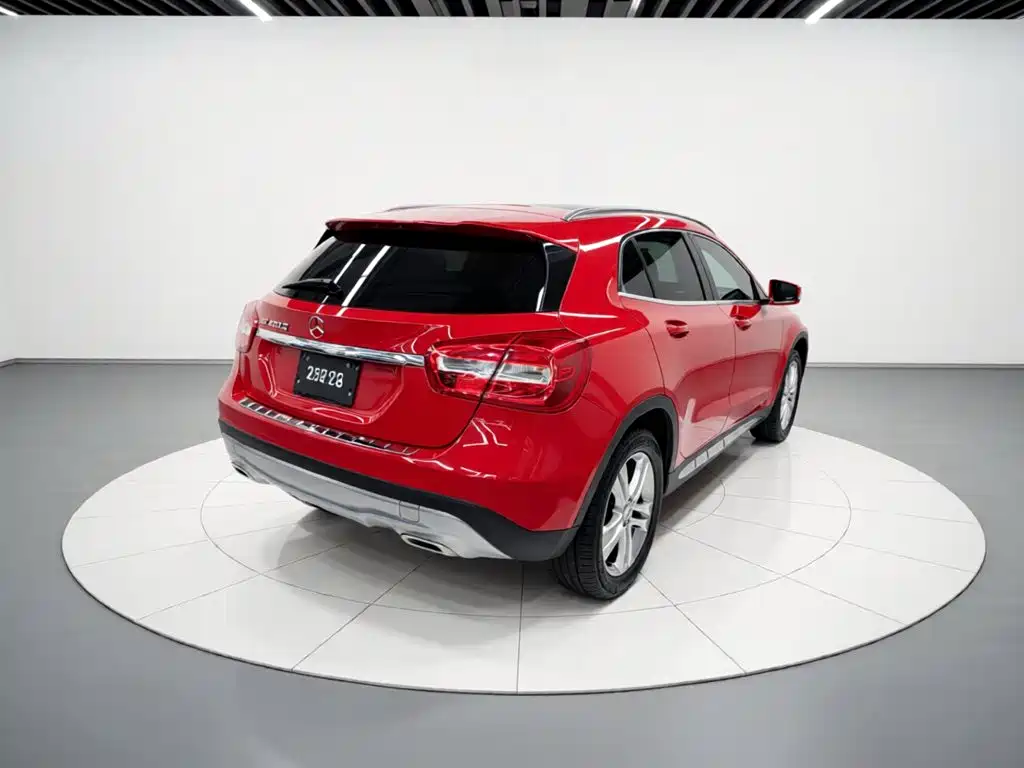 Mercedes-Benz GLA GLA 200 Dynamic