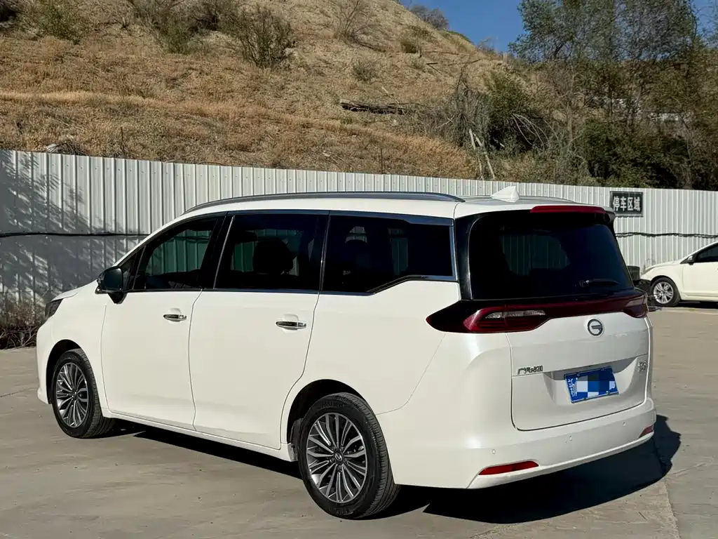 GAC Trumpchi M6 传祺M6 2019款 270 T DCT尊贵版（七座）国VI
