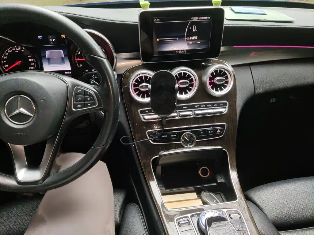 Mercedes-Benz C-Class Facelift C 200 L