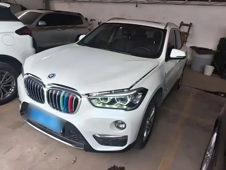 BMW X1 sDrive18 Li Premium