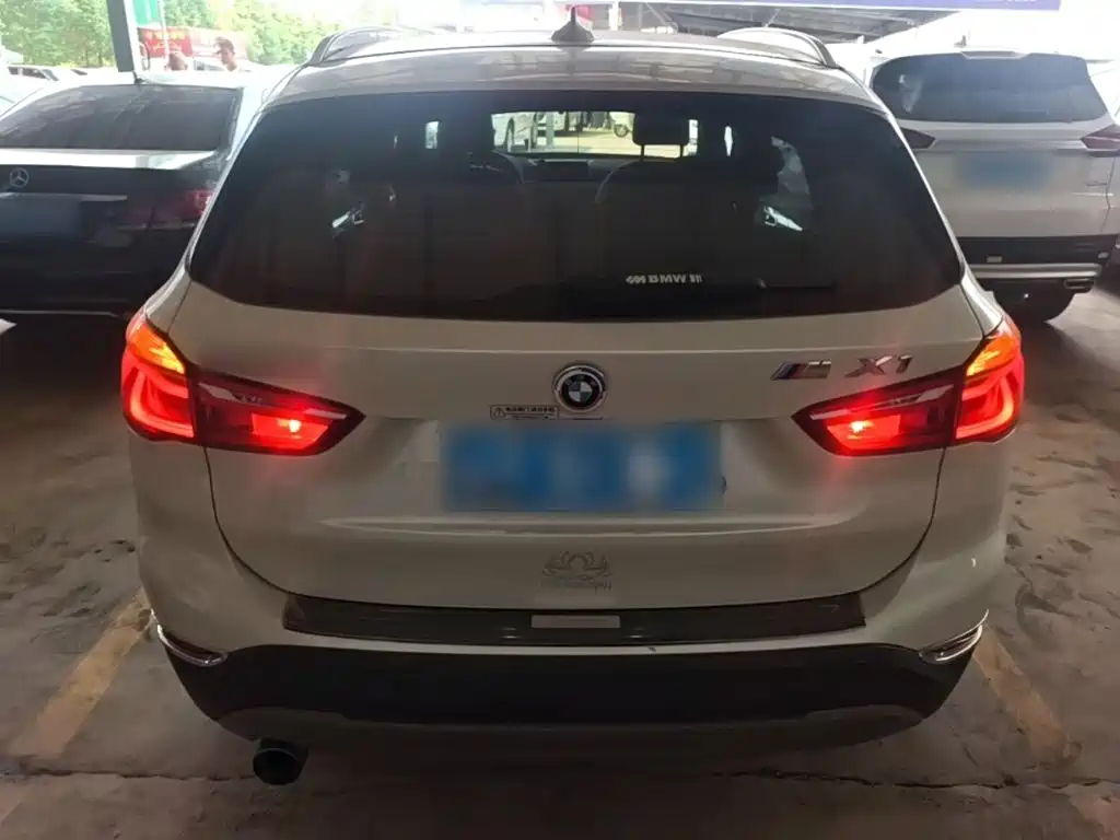 BMW X1 sDrive18 Li Premium