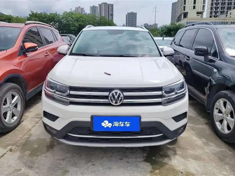 Volkswagen Tharu Facelift 330 TSI 4 WD Flagship CN-VI