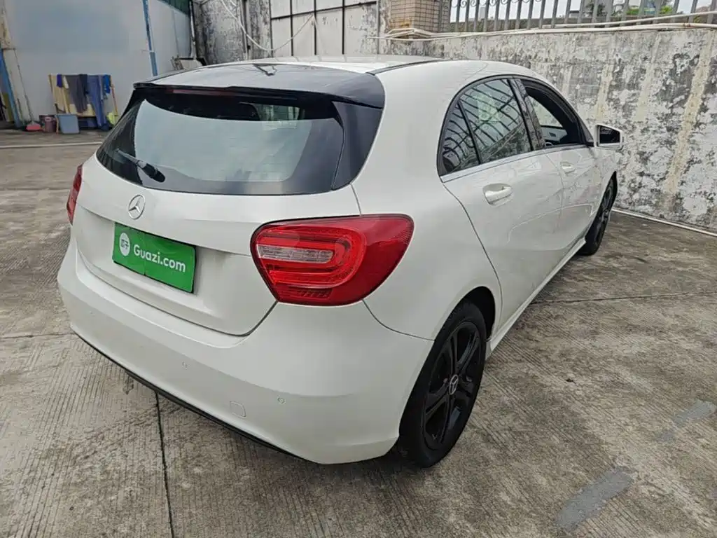 Mercedes-Benz A-Class (Import) A 180