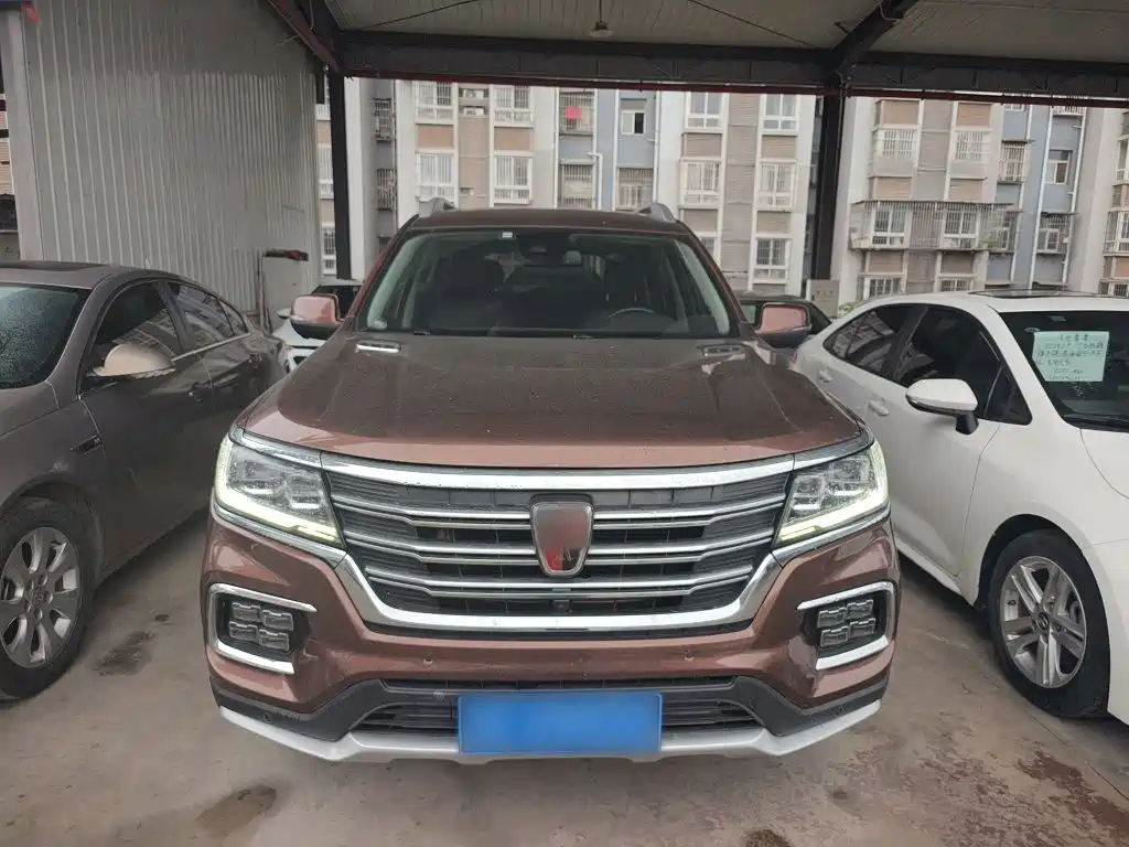 Roewe RX8 30 T Connected 2 WD Supreme