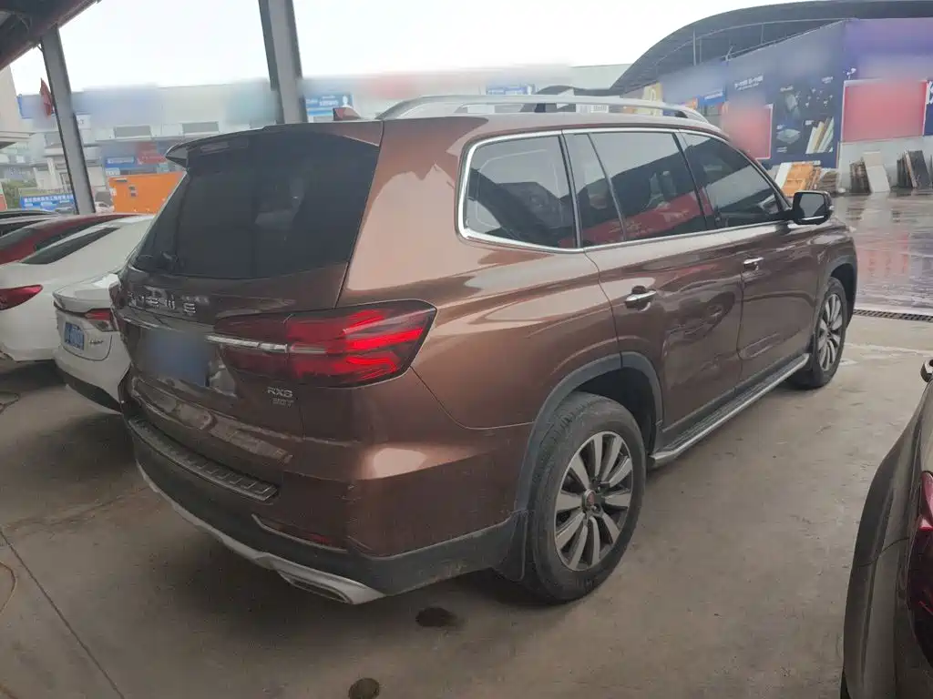 Roewe RX8 30 T Connected 2 WD Supreme