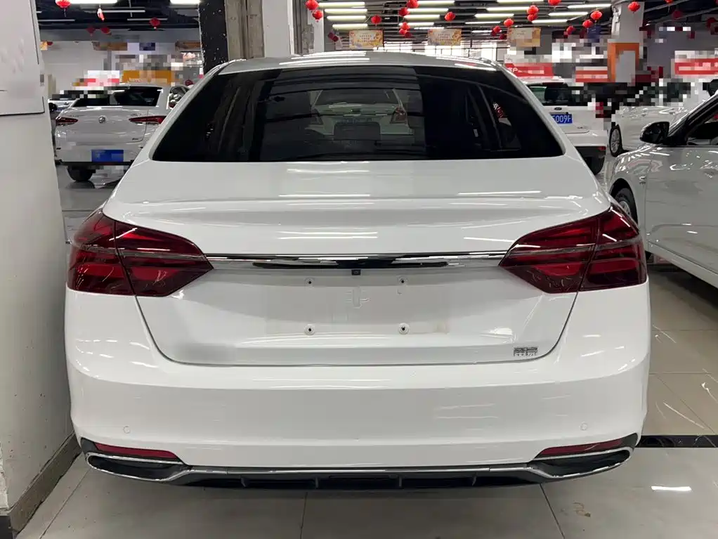 Emgrand Commander 1.5 L Manual Luxury CN-VI