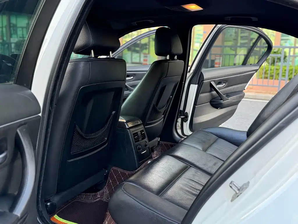 BMW 3 Series 320 i Fashion