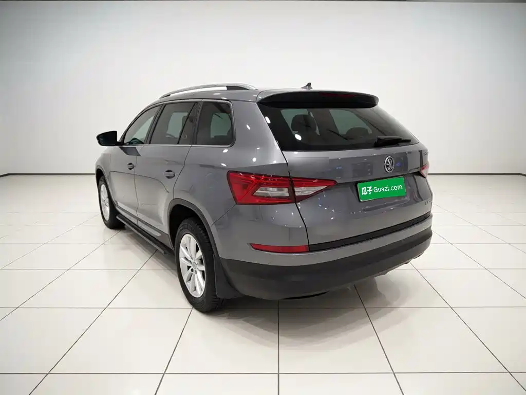 Kodiaq Facelift TSI330 5-seat 2 WD Comfort